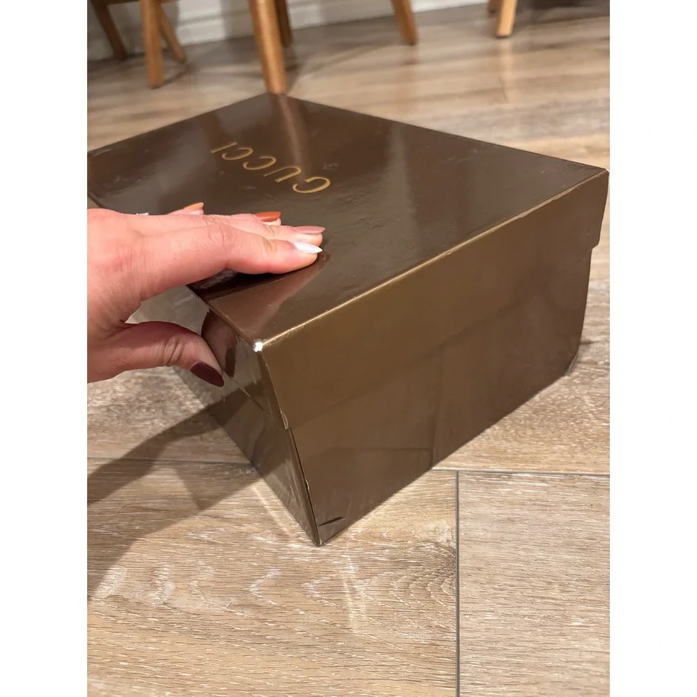 Gucci GG Embossed Leather Sneakers Low Top Lace Up Black Designer Shoes - Picture 13 of 14